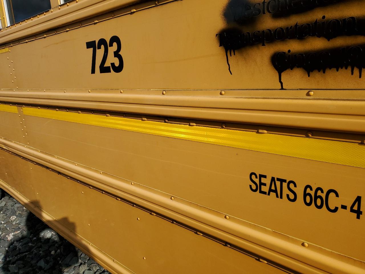 2011 Ic Corporation Ce Series School VIN 4DRBUAANXBB282826 COPART salvage auction — Normal Wear, NY - CERTIFICATE OF TITLE, sold $1,000 on 2026-07-08 (photo 9)