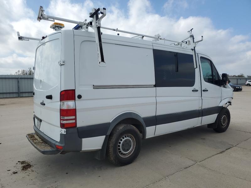 2015 Mercedes-benz Sprinter VIN WD3PE7DC2FP156273 COPART salvage auction — FRONT END, Tx - Nonrepairable Title, sold $250 on 2026-07-29 (photo 3)