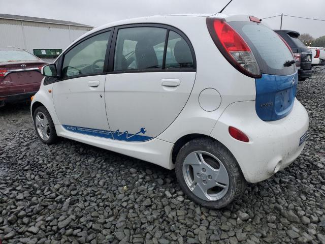 2012 Mitsubishi VIN JA3215H1XCU016122 COPART salvage auction — NORMAL WEAR, Nj - Certificate Of Title, sold $225 on 2026-07-22 (photo 2)