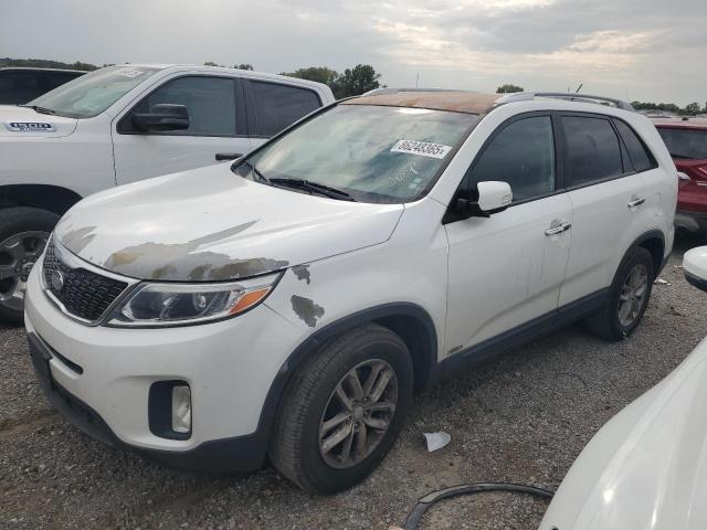 2015 Kia Sorento VIN 5XYKTCA62FG561890 COPART salvage auction — VANDALISM, Mt - Dealer Only Clean Title, sold $550 on 2026-07-31 (photo 1)