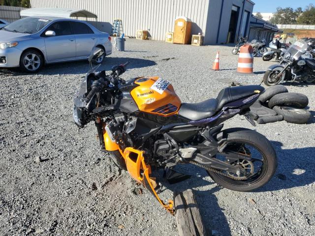2025 Kawasaki Ex650 VIN ML5EXEP15SDAF6193 COPART salvage auction — FRONT END, Sc - Certificate Of Title, sold $575 on 2026-07-30 (photo 3)