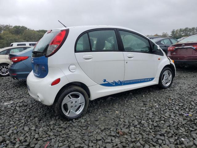 2012 Mitsubishi VIN JA3215H1XCU016122 COPART salvage auction — NORMAL WEAR, Nj - Certificate Of Title, sold $225 on 2026-07-22 (photo 3)