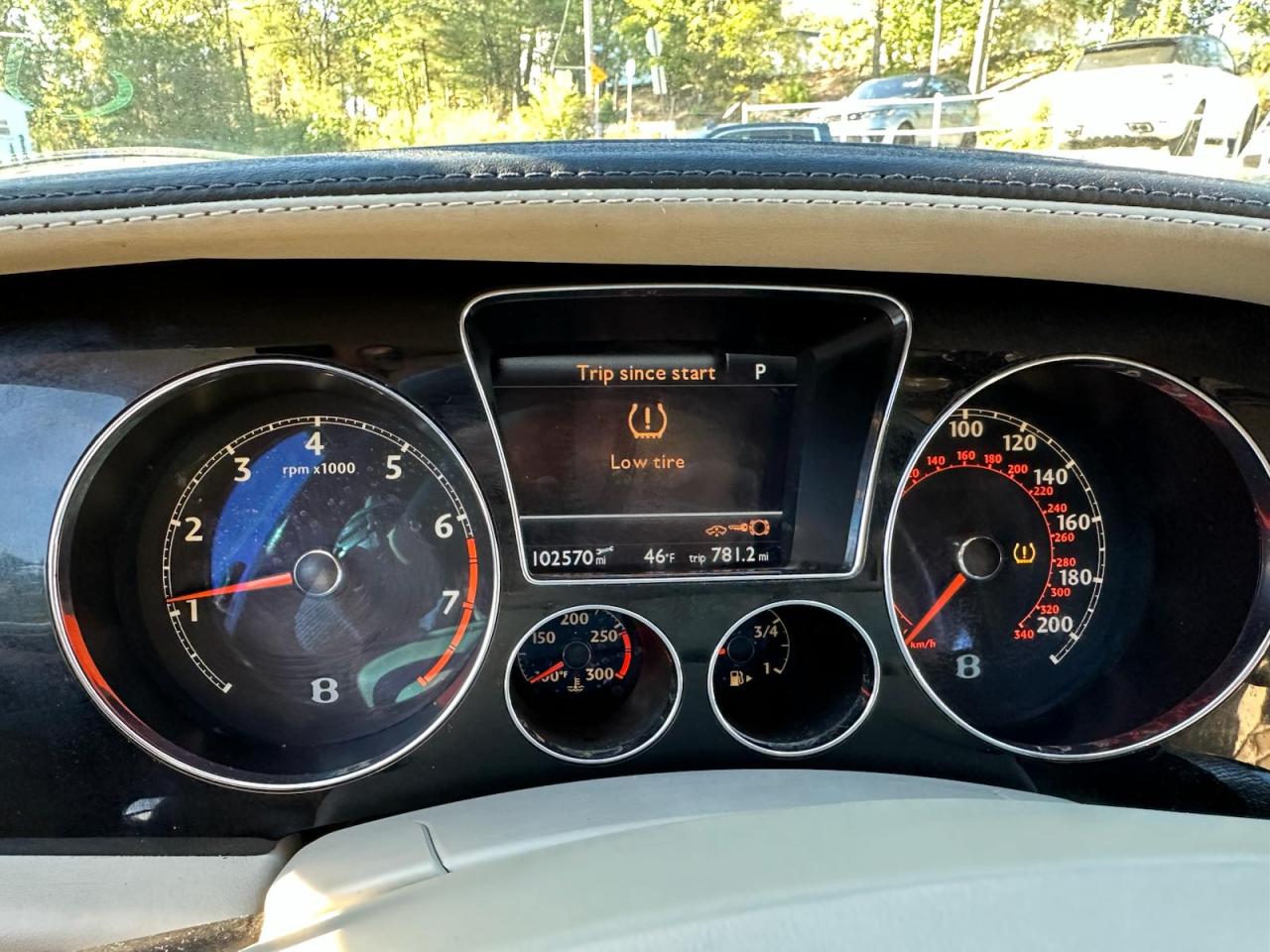 2013 Bentley Continental VIN SCBBP9ZA4DC081659 COPART salvage auction — Minor Dent/Scratches, TX - CERTIFICATE OF TITLE (P), sold $16,500 on 2025-11-18 (photo 8)