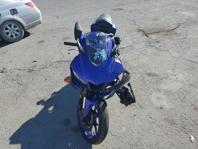 2024 Yamaha YZFR3 VIN MH3RH18Y6RK014374 COPART salvage auction — Front End, Salvage Title, sold $975 on 2025-12-11 (photo 2)