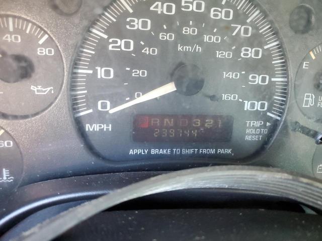 2002 Chevrolet Express 2500 VIN 1GCFG25M921125671 COPART salvage auction — ALL OVER, Oh - Certificate Of Title, sold $175 on 2026-07-08 (photo 9)