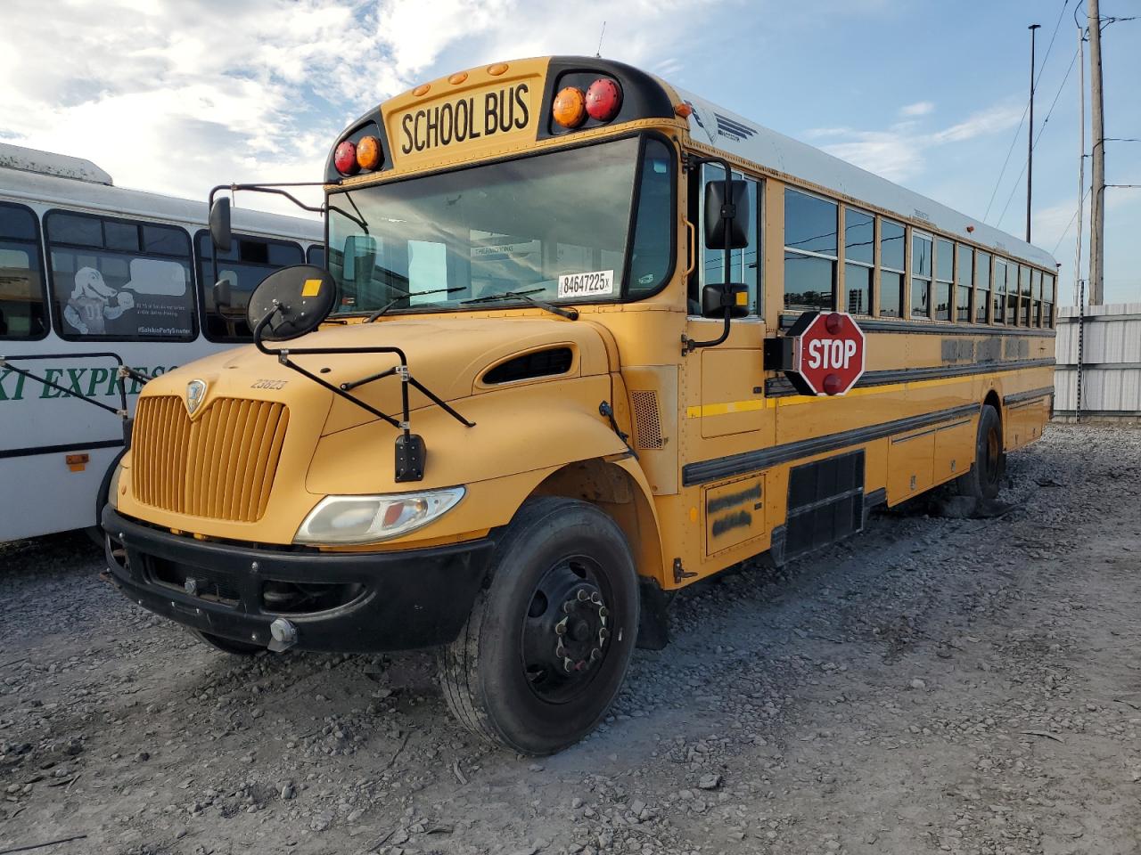2013 Ic Corporation Ce Series School VIN 4DRBUSKPXDB306910 COPART salvage auction — Minor Dent/Scratches, MO - CERTIFICATE OF TITLE, sold $1,500 on 2026-07-08 (photo 2)