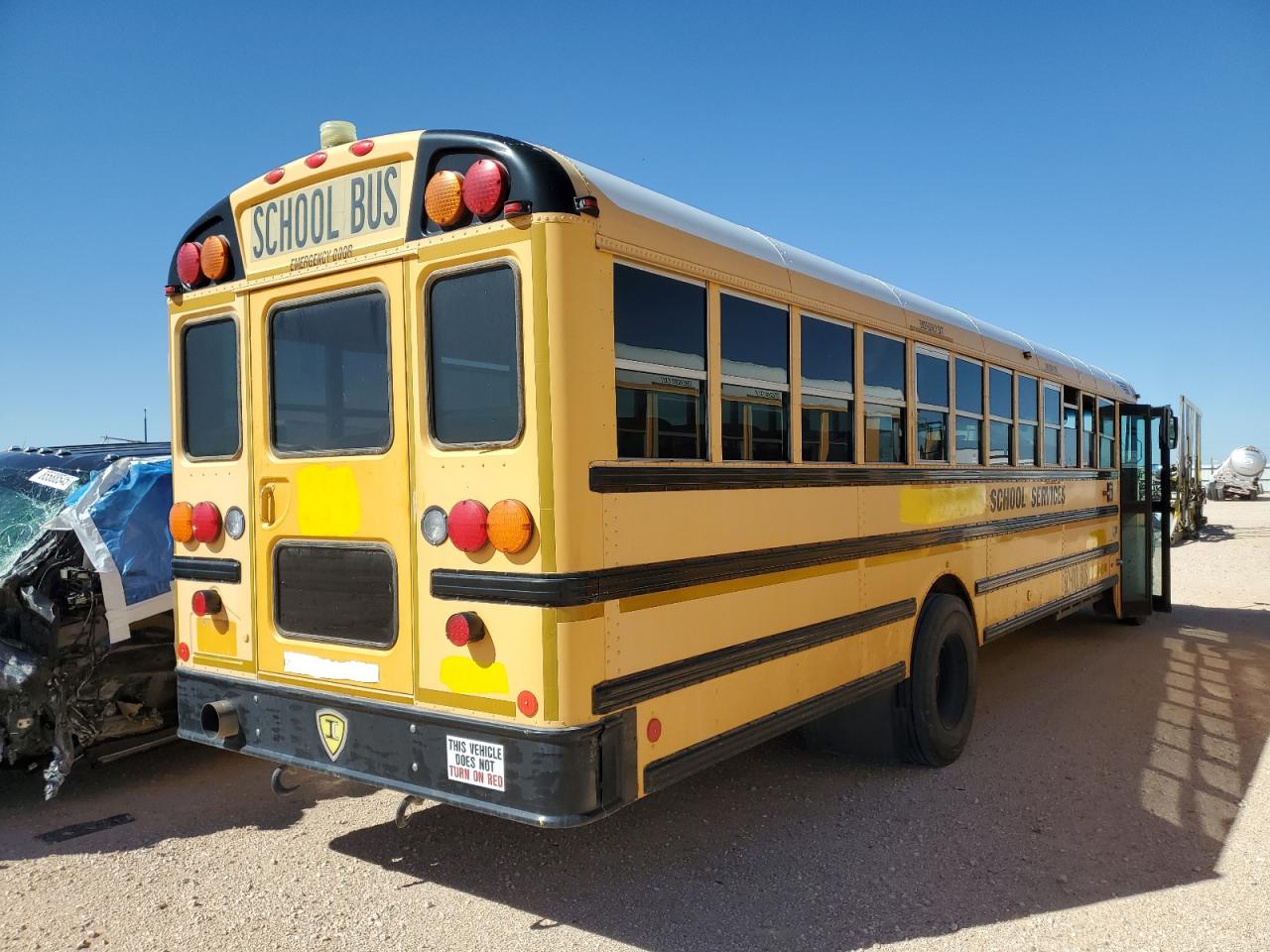 2010 Ic Corporation 3000 Ce VIN 4DRBUSKNXAB224749 COPART salvage auction — Normal Wear, TX - CERTIFICATE OF TITLE, sold $1,600 on 2026-07-08 (photo 4)