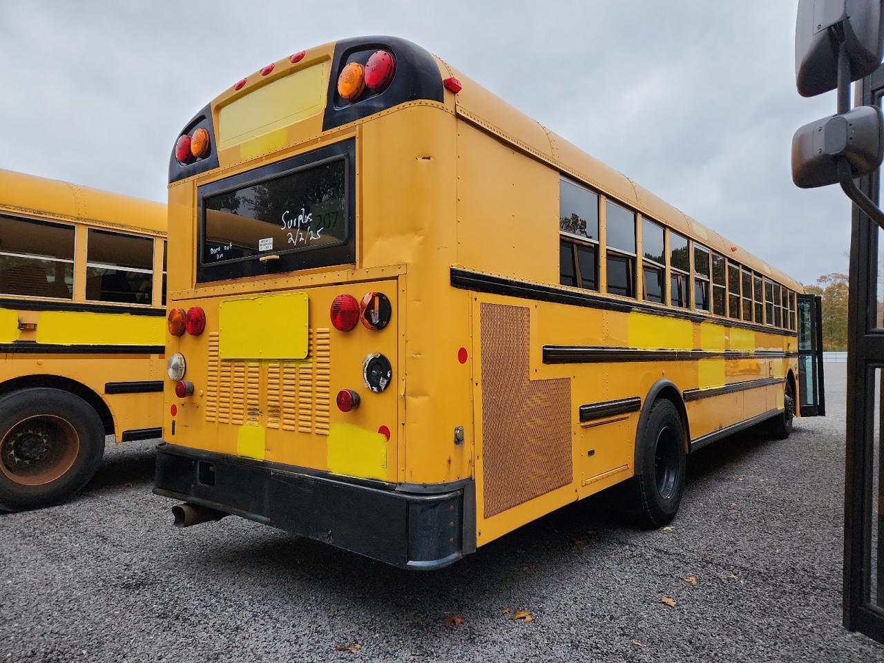 2015 Ic Corporation 3000 VIN 4DRBWAAN3FB646245 COPART salvage auction — Rear End, RI - CERTIFICATE OF TITLE, sold $1,400 on 2026-07-08 (photo 4)