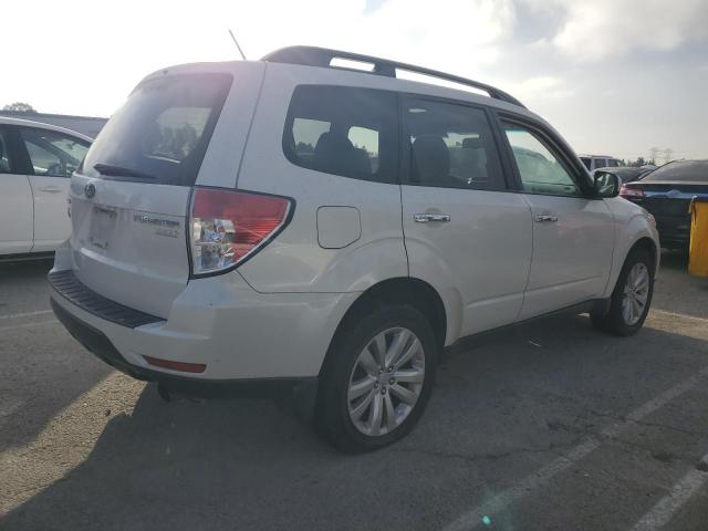 2012 VIN JF2SHADCXCH428306 COPART salvage auction — MINOR DENT/SCRATCHES, MT - DIS/DLR/EXP ONLY CLEAN TITLE, sold $550 on 2026-07-23 (photo 3)