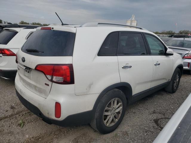 2015 Kia Sorento VIN 5XYKTCA62FG561890 COPART salvage auction — VANDALISM, Mt - Dealer Only Clean Title, sold $550 on 2026-07-31 (photo 3)