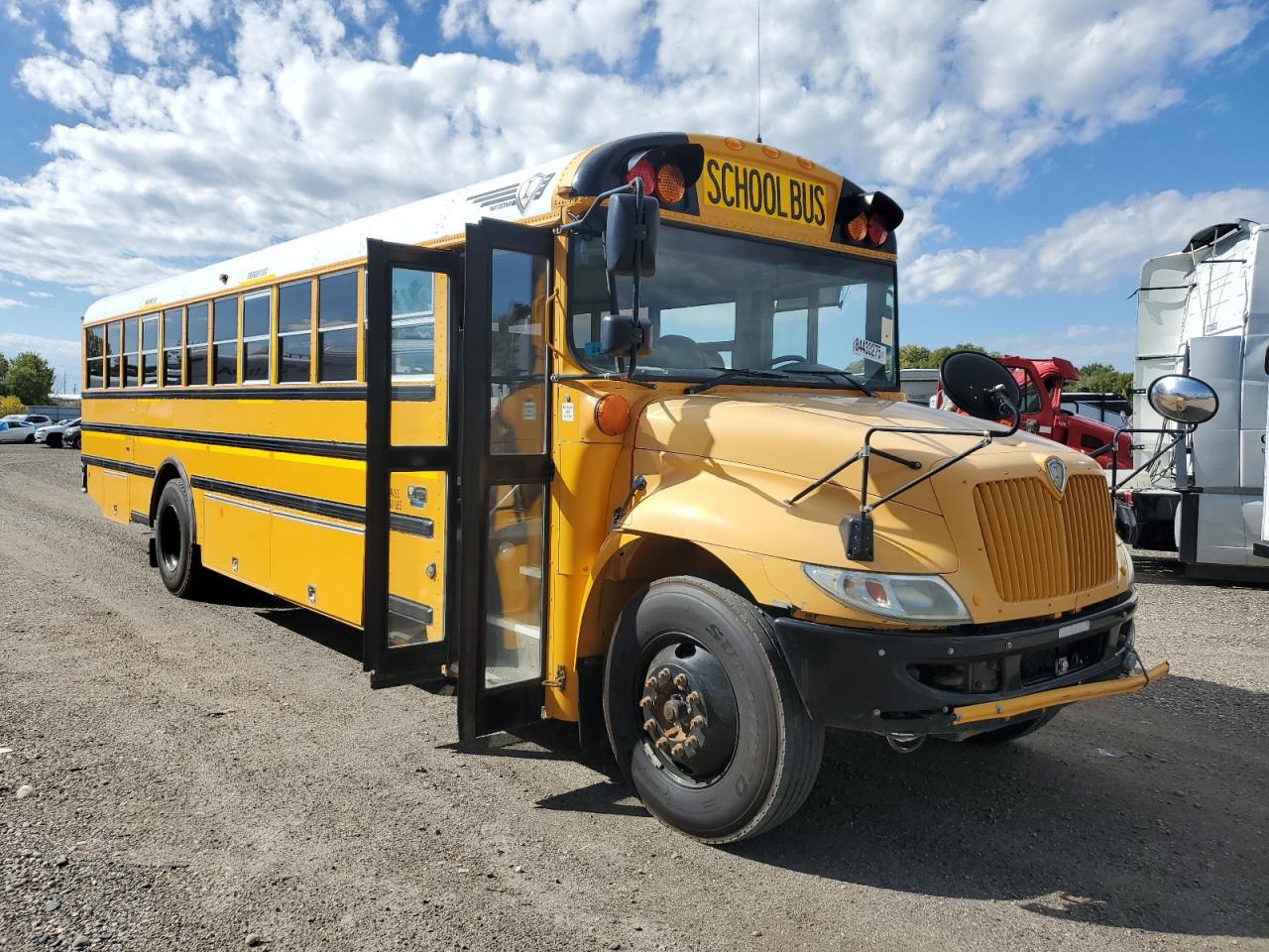2014 Ic Corporation 3000 Ce VIN 4DRBUSKN4EB307213 COPART salvage auction — Minor Dent/Scratches, MO - CERTIFICATE OF TITLE, sold $3,750 on 2026-07-06 (photo 1)