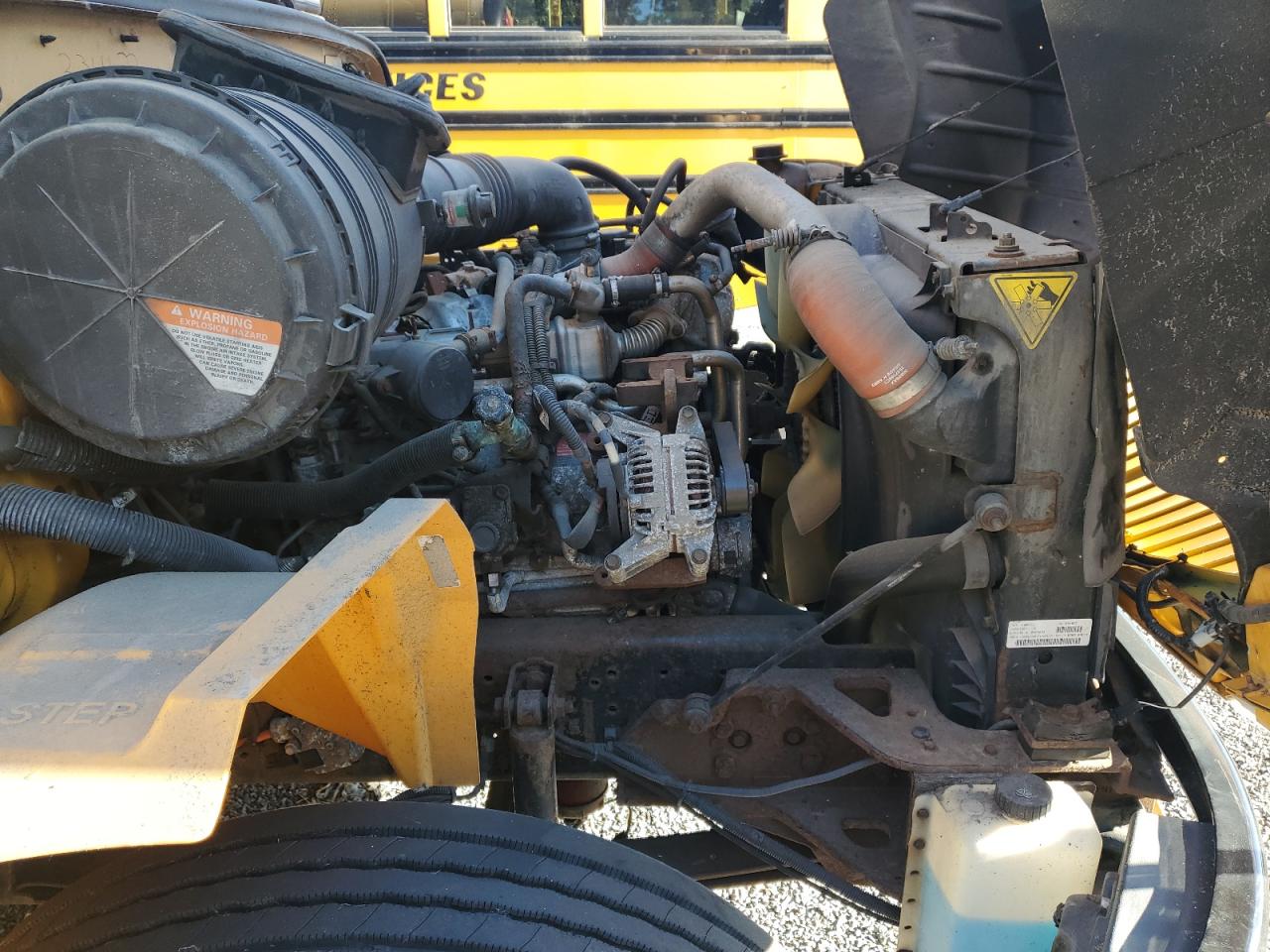 2010 Ic Corporation Ce Series School VIN 4DRBUSKN2AB234627 COPART salvage auction — Normal Wear, RI - CERTIFICATE OF TITLE, sold $1,400 on 2026-07-08 (photo 7)