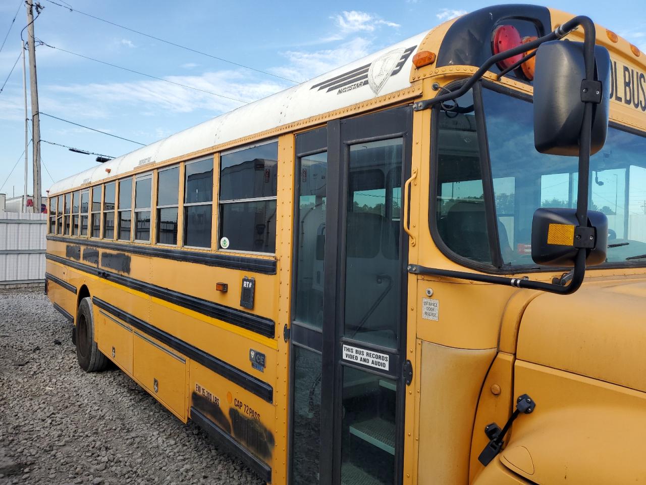 2013 Ic Corporation Ce Series School VIN 4DRBUSKPXDB306910 COPART salvage auction — Minor Dent/Scratches, MO - CERTIFICATE OF TITLE, sold $1,500 on 2026-07-08 (photo 9)