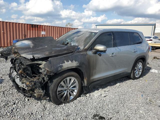 2024 Toyota Highlander VIN 5TDAAAB56RS051528 COPART salvage auction — ENGINE BURN, FL - CERTIFICATE OF DESTRUCTION, sold $6,200 on 2026-07-28 (photo 1)