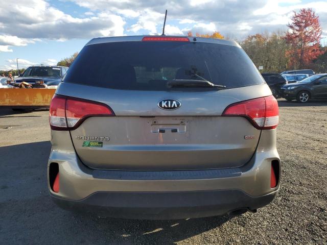 2015 Kia Sorento VIN 5XYKTCA67FG560332 COPART salvage auction — MINOR DENT/SCRATCHES, WV - CERTIFICATE OF TITLE, sold $1,000 on 2026-07-16 (photo 6)