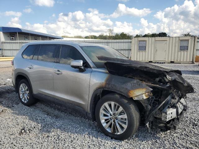 2024 Toyota Highlander VIN 5TDAAAB56RS051528 COPART salvage auction — ENGINE BURN, FL - CERTIFICATE OF DESTRUCTION, sold $6,200 on 2026-07-28 (photo 4)