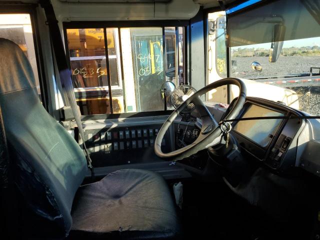 2006 Freightliner Saf-t-line VIN 4UZAAXCS66CV63256 COPART salvage auction — NORMAL WEAR, NY - CERTIFICATE OF TITLE, sold $1,800 on 2026-07-09 (photo 5)