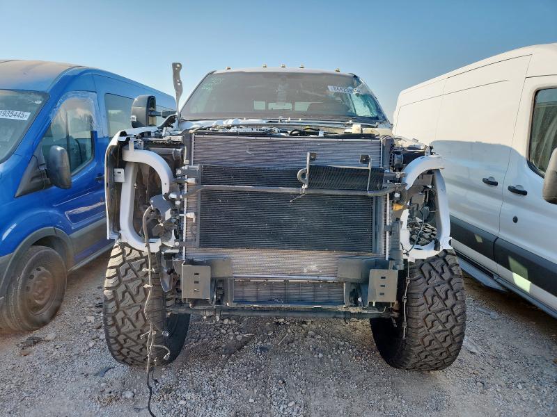 2024 Ford F-350 super duty VIN 1FT8W3DT5REC38255 COPART salvage auction — Front End, MI - CERT OF TITLE-SALVAGE VEHICLE, sold $44,000 on 2026-01-05 (photo 5)