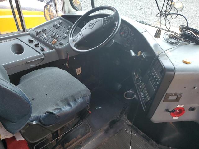 2011 Ic corporation Ce series VIN 4DRBUAAN9BB282834 COPART salvage auction — MINOR DENT/SCRATCHES, Ny - Certificate Of Title, sold $1,800 on 2026-07-09 (photo 9)