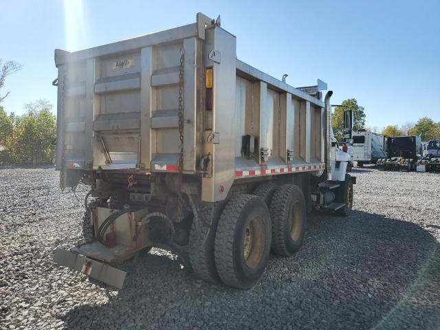 2011 International All models VIN 1HTWPAZT0BJ336112 COPART salvage auction — MINOR DENT/SCRATCHES, IN - CERTIFICATE OF TITLE, sold $12,400 on 2026-07-28 (photo 4)