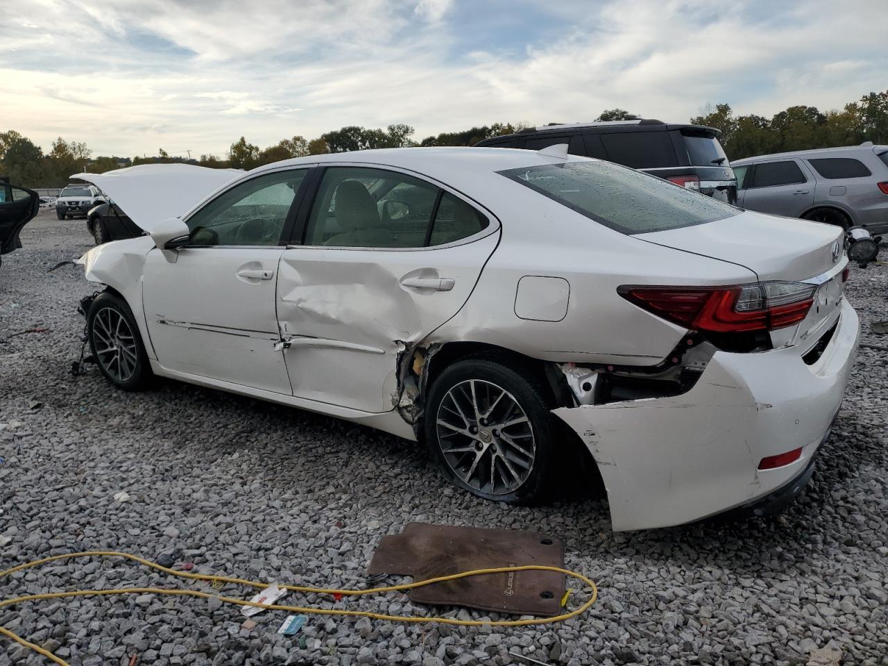 2016 Lexus ES 350 VIN JTHBK1GG2G2211645 COPART salvage auction — All Over, AL - CERT OF TITLE-SALVAGE TITLE, sold $2,200 on 2026-06-30 (photo 2)