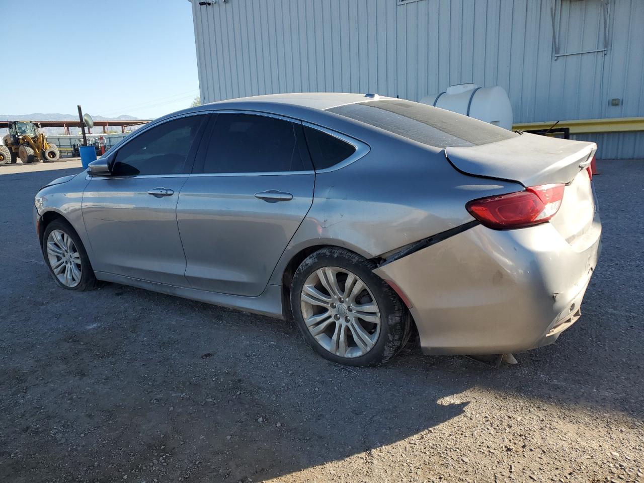 2015 Chrysler 200 VIN 1C3CCCAB6FN606831 COPART salvage auction — Rear End, Sc - Salvage Title, sold $675 on 2026-09-25 (photo 2)