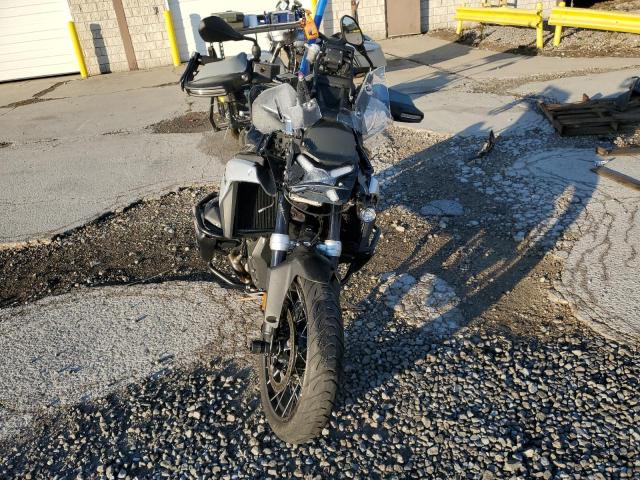 2024 BMW R VIN WB10M2304R6J15199 COPART salvage auction — FRONT END, Salvage Title, sold $7,900 on 2026-09-03 (photo 2)