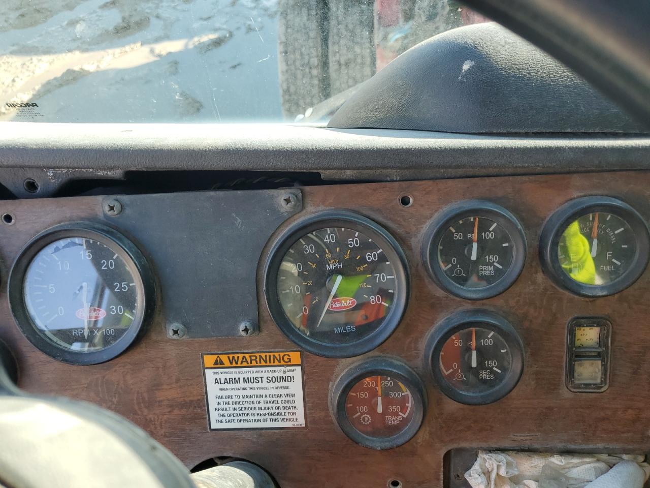 2010 Peterbilt All other VIN 3BPZL00X8AF719964 COPART salvage auction — Normal Wear, Ks - Clean Title Export Only, sold $800 on 2026-07-06 (photo 8)