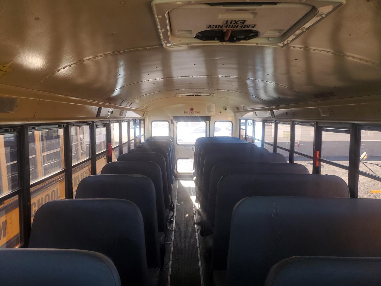 2009 Ic Corporation Ce Series School VIN 4DRBUAAP59B671613 COPART salvage auction — Normal Wear, NJ - CERTIFICATE OF TITLE, sold $1,000 on 2026-07-08 (photo 6)