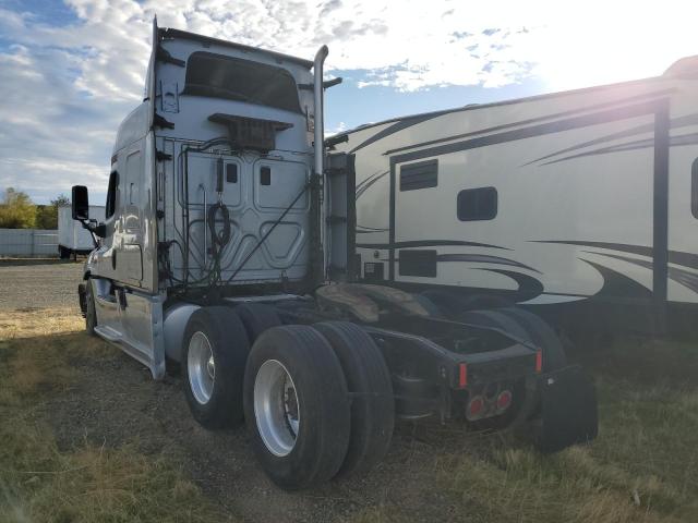 2016 Freightliner All other VIN 3AKJGLDV2GSHE0354 COPART salvage auction — MECHANICAL, CA - DIS/DLR/EXP ONLY CLEAN TITLE, sold $3,500 on 2026-08-12 (photo 3)