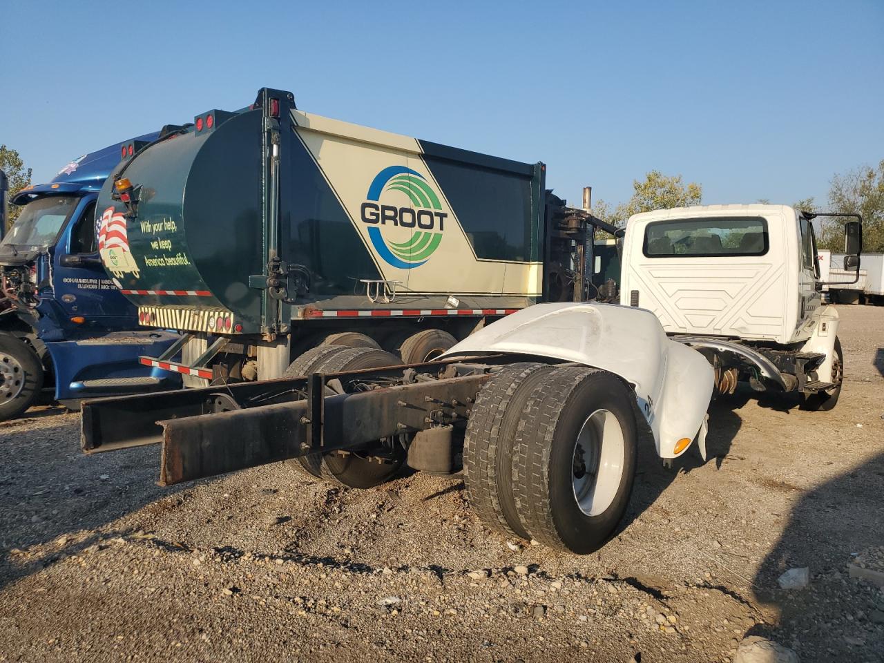 2019 International 4000-Series VIN 1HTMMMML6KH750494 COPART salvage auction — Front End, ID - SALVAGE CERTIFICATE OF TITLE, sold $2,950 on 2026-07-02 (photo 4)