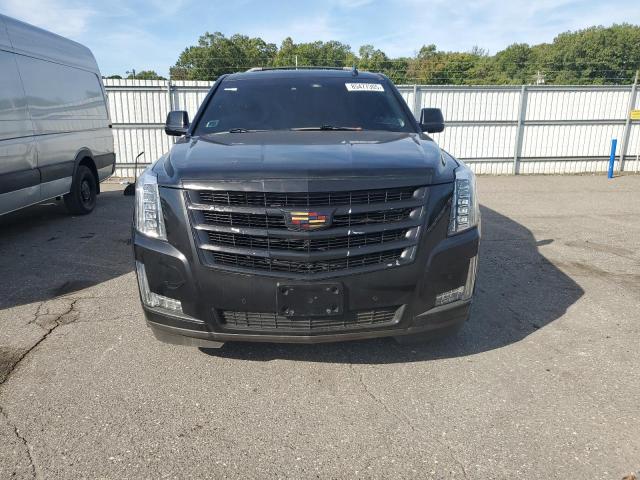 2017 Cadillac Escalade VIN 1GYS4HKJ1HR137032 COPART salvage auction — NORMAL WEAR, In - Certificate Of Title (P), sold $9,900 on 2026-07-09 (photo 5)
