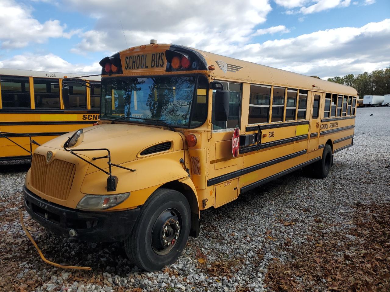 2009 Ic Ce Series School VIN 4DRBUSKN79B102202 COPART salvage auction — Normal Wear, PA - CERT OF TITLE, sold $1,400 on 2026-07-08 (photo 2)