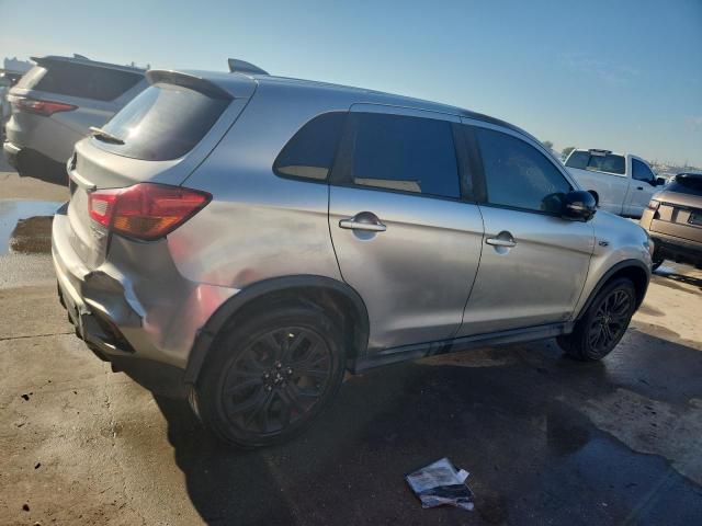 2018 Mitsubishi Outlander sport VIN JA4AP3AU4JZ025297 COPART salvage auction — Burn Interior, LA - CERT OF TITLE-SALVAGE, sold $400 on 2026-07-22 (photo 3)