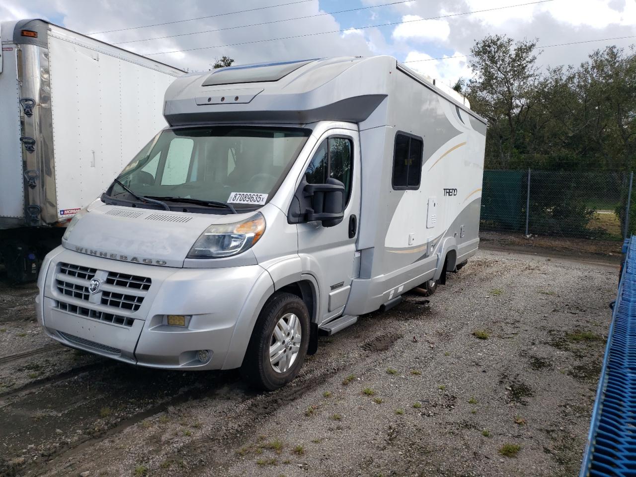 2016 Winnebago Trend VIN 3C7WRVLD3FE507280 COPART salvage auction — Water/Flood, FL - CERTIFICATE OF TITLE, sold $9,900 on 2026-01-06 (photo 1)