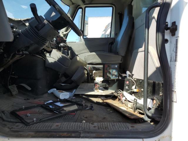 2011 International All models VIN 1HTWPAZT0BJ336112 COPART salvage auction — MINOR DENT/SCRATCHES, IN - CERTIFICATE OF TITLE, sold $12,400 on 2026-07-28 (photo 9)