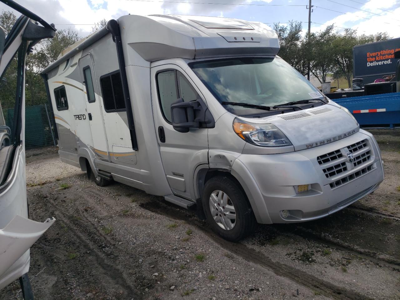 2016 Winnebago Trend VIN 3C7WRVLD3FE507280 COPART salvage auction — Water/Flood, FL - CERTIFICATE OF TITLE, sold $9,900 on 2026-01-06 (photo 4)