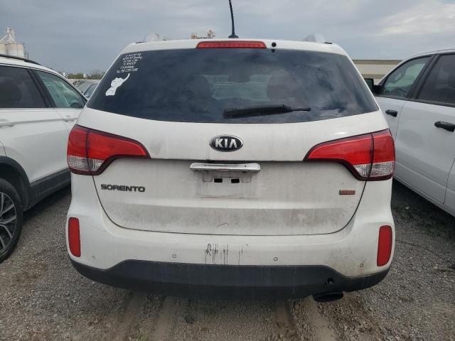 2015 Kia Sorento VIN 5XYKTCA62FG561890 COPART salvage auction — VANDALISM, Mt - Dealer Only Clean Title, sold $550 on 2026-07-31 (photo 6)