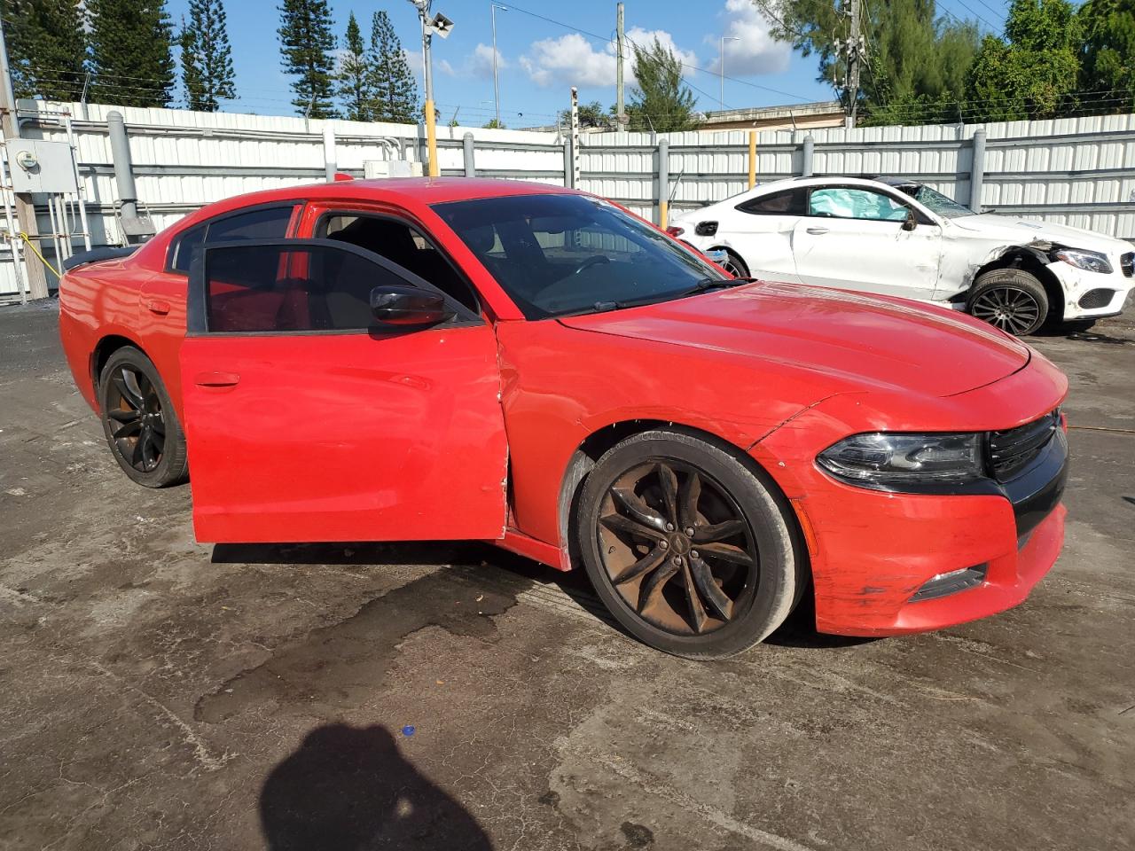 2017 Dodge Charger VIN 2C3CDXCT4HH520469 COPART salvage auction — Mechanical, FL - CERTIFICATE OF TITLE, sold $750 on 2026-07-01 (photo 4)