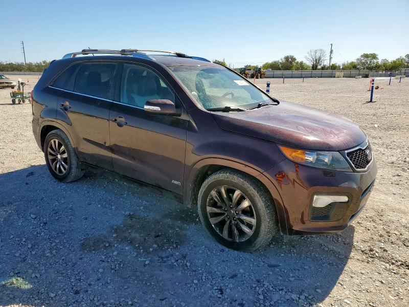 2013 Kia Sorento VIN 5XYKWDA25DG393864 COPART salvage auction — SIDE, TX - SALVAGE VEHICLE TITLE (P), sold $775 on 2026-07-30 (photo 4)