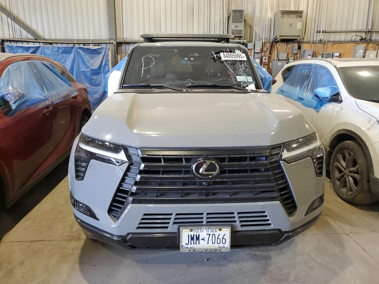 2025 Lexus GX VIN JTJVBCDX1S5040146 COPART salvage auction — Vandalized, Salvage Title, sold $70,000 on 2025-12-22 (photo 5)