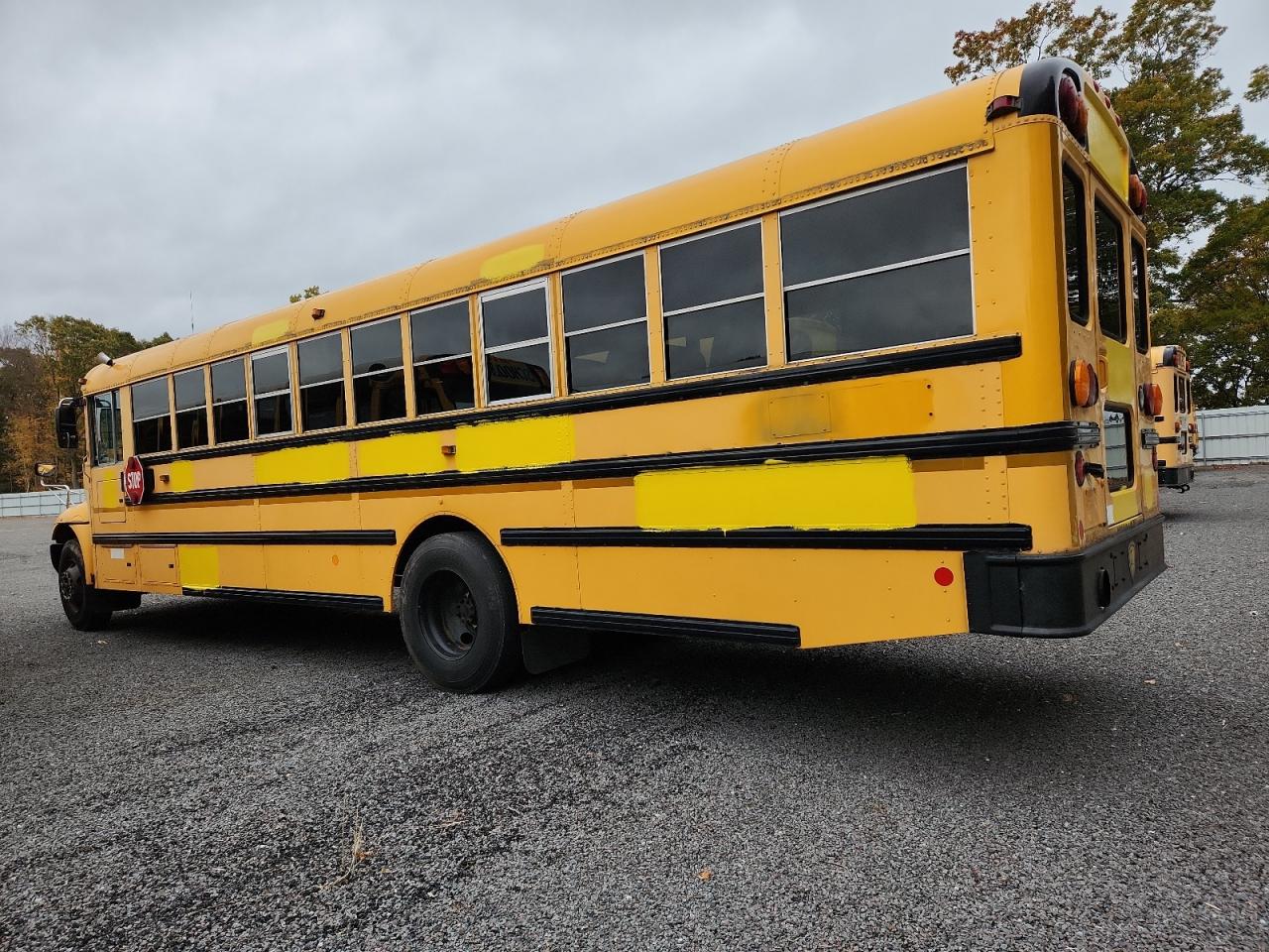 2013 Ic Corporation 3000 Ce VIN 4DRBUSKN7DB199202 COPART salvage auction — Normal Wear, RI - CERTIFICATE OF TITLE, sold $1,400 on 2026-07-08 (photo 3)