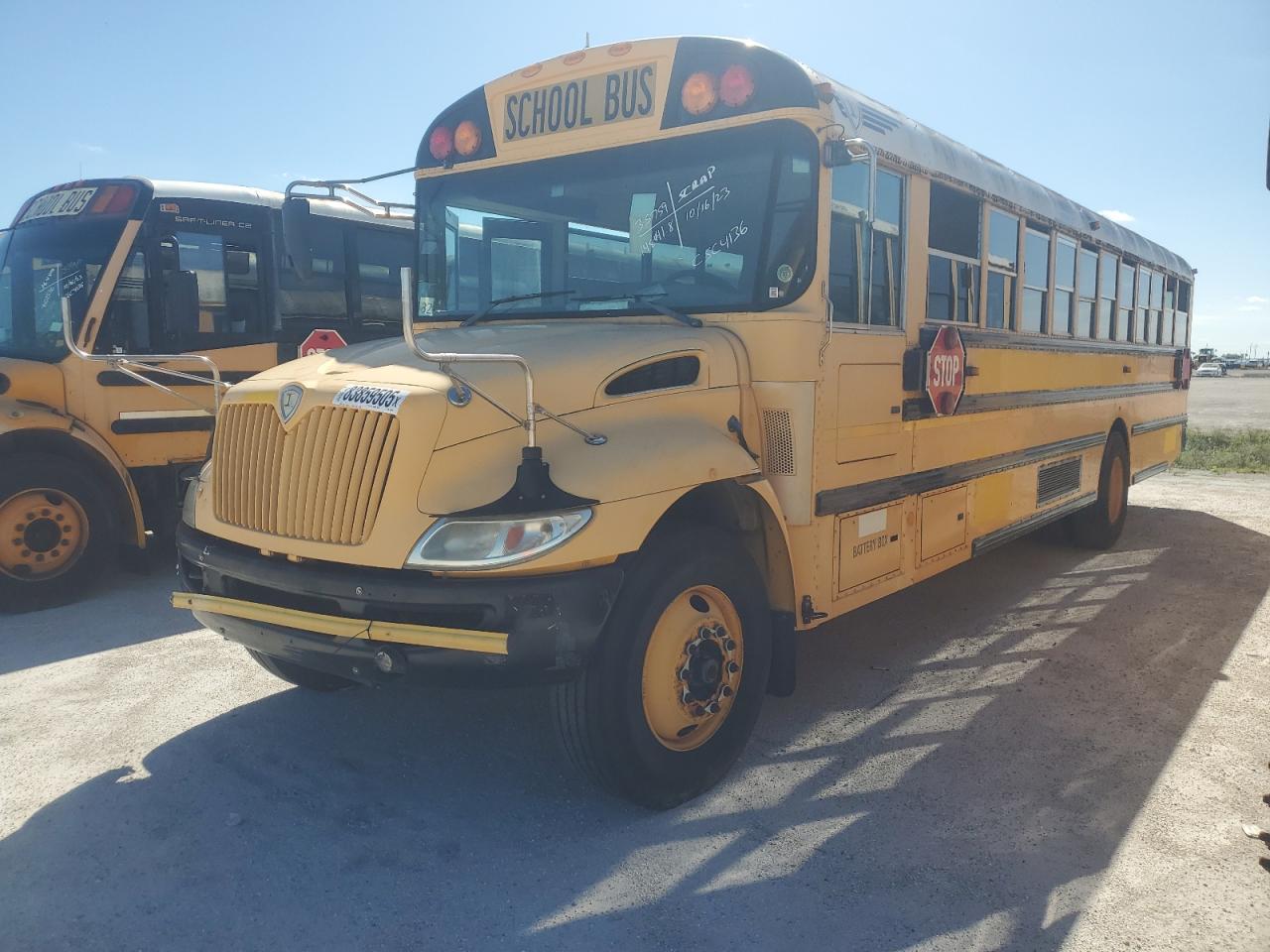 2013 Ic Corporation Ce Series School VIN 4DRBUSKN2DB199186 COPART salvage auction — Normal Wear, FL - CERTIFICATE OF TITLE, sold $1,600 on 2026-07-08 (photo 2)