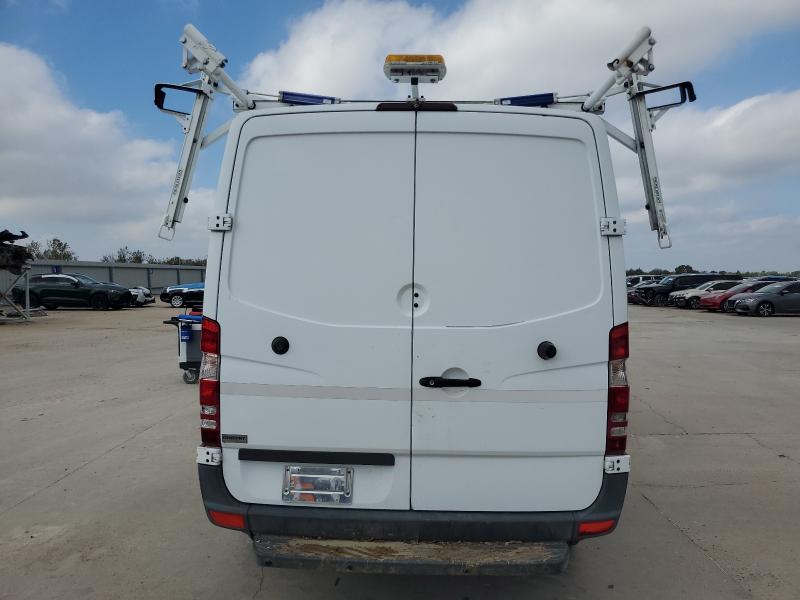 2015 Mercedes-benz Sprinter VIN WD3PE7DC2FP156273 COPART salvage auction — FRONT END, Tx - Nonrepairable Title, sold $250 on 2026-07-29 (photo 6)