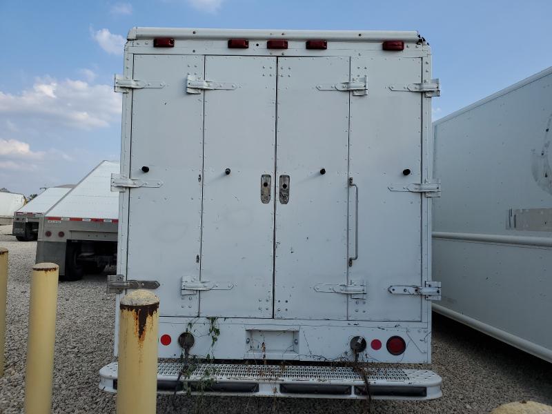 2004 Freightliner Chassis VIN 4UZAANBW94CM64484 COPART salvage auction — MINOR DENT/SCRATCHES, TX - CERTIFICATE OF TITLE, sold $2,550 on 2026-07-09 (photo 6)