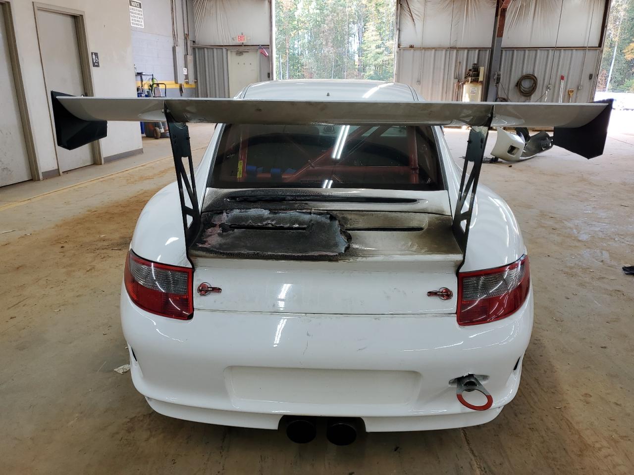 2006 Porsche 911 VIN WP0AA29946S715696 COPART salvage auction — Burn Engine, NC - SALVAGE CERTIFICATE OF TITLE, sold $22,500 on 2025-12-10 (photo 6)