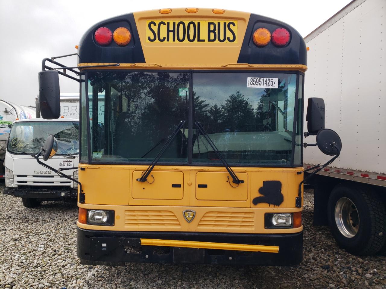 2013 Ic Corporation Re Series School VIN 4DRBWAAN3DB300838 COPART salvage auction — Minor Dent/Scratches, MA - CERTIFICATE OF TITLE, sold $1,000 on 2026-07-08 (photo 9)