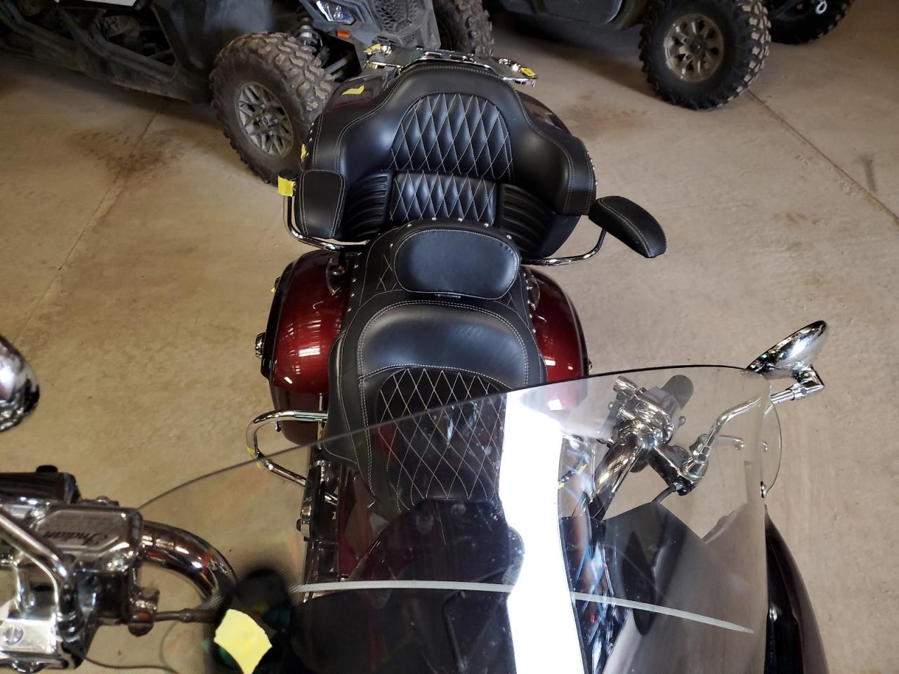 2021 Indian motorcycle co. Roadmaster VIN 56KTRABB8M3400507 COPART salvage auction — Side, ND - CERT OF TITLE - SALVAGE VEHICL, sold $11,900 on 2025-12-18 (photo 5)
