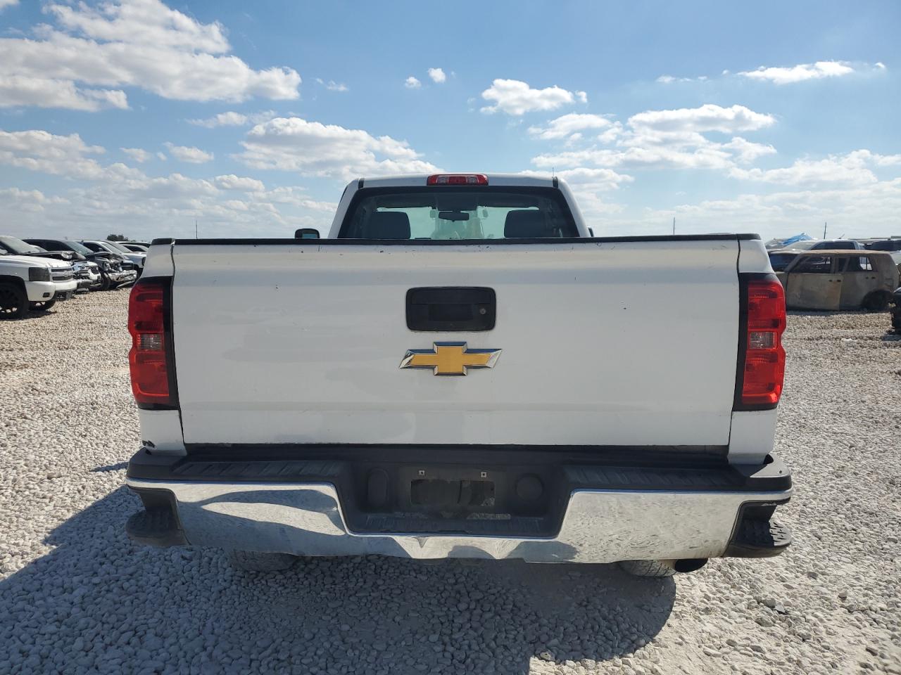 2018 Chevrolet Silverado 2500 VIN 1GC0CUEG7JZ275267 COPART salvage auction — Side, TX - SALVAGE VEHICLE TITLE (P), sold $4,100 on 2026-07-09 (photo 6)