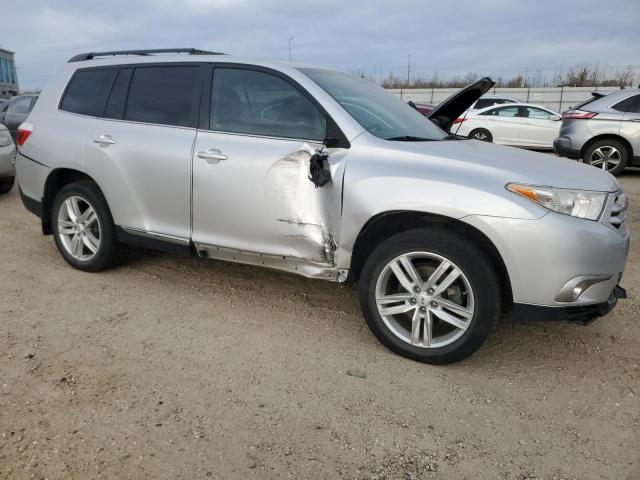 2011 Toyota Highlander VIN 5TDBK3EH4BS089235 COPART salvage auction — SIDE, Ab - Bos - Salvage, sold $2,050 on 2026-07-30 (photo 4)